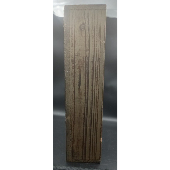 Reversible Wooden M Sign 12" x 10" x 3" - Picture 5 of 5